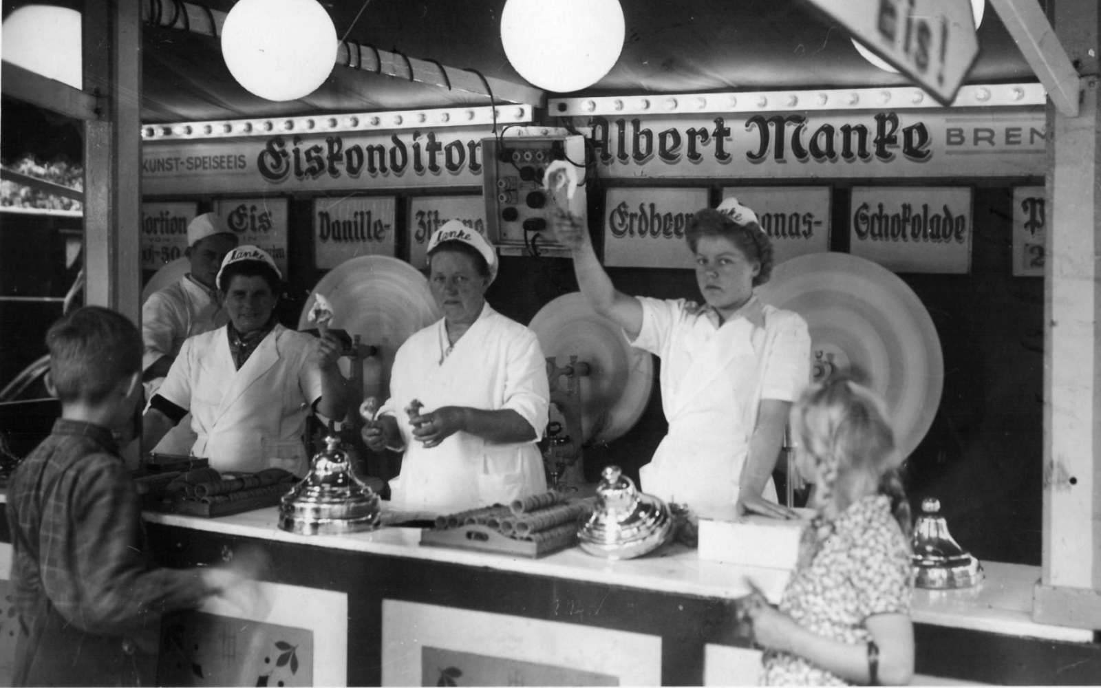 Eiskonditorei Albert Manke, historisches Foto der Familienmanufaktur seit 1922
